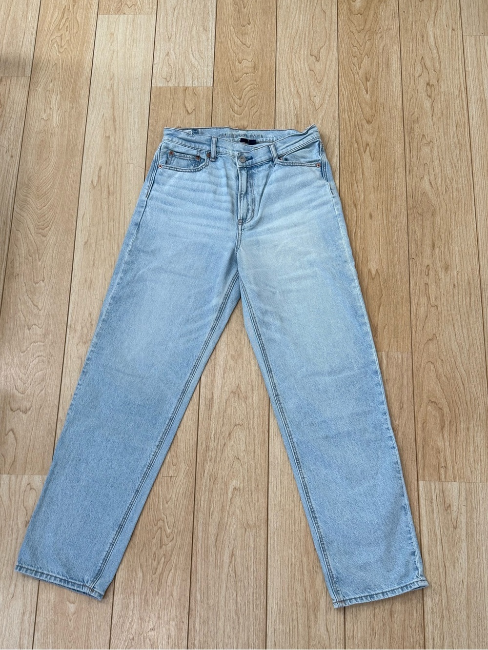 American Eagle Outfitters Light Blue Women's Straight-Leg Jeans